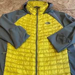 Men’s The North Face Thermoball Hybrid hooded jacket - XL